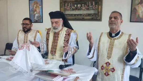 الأنبا باسيليوس ي inaugurate الدورة التدريبية الثانية لخدام الأبرشية. الأنبا باسيليوس ي inaugurate الدورة التدريبية الثانية لخدام الأبرشية.