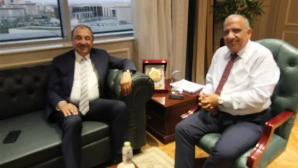 شراكة بين شركة الكهرباء والقطاع الصناعي لتعزيز كفاءة الطاقة في الصناعات الكبيرة. شراكة بين شركة الكهرباء والقطاع الصناعي لتعزيز كفاءة الطاقة في الصناعات الكبيرة.