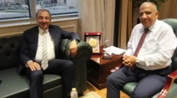وزيرا الكهرباء والقطاع العام يناقشان التعاون في تعزيز كفاءة الطاقة وتقليل المصروفات التشغيلية
