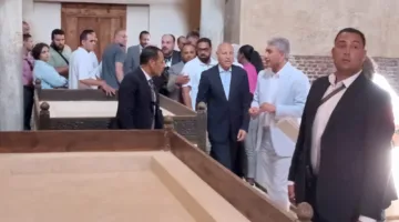 وزير السياحة والآثار يستعرض فيلمًا توثيقيًا حول تطورات قبة يحيى الشبيهي.. صور