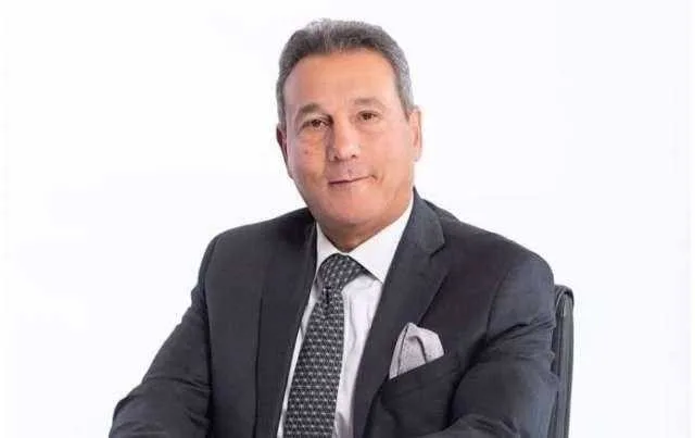 محمد الاتربي: البنوك المصرية ستواصل عملها كالمعتاد يوم الثلاثاء بالرغم من تأثيرات على الاتصالات. محمد الاتربي: البنوك المصرية ستواصل عملها كالمعتاد يوم الثلاثاء بالرغم من تأثيرات على الاتصالات.