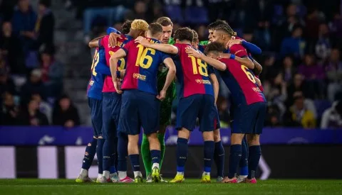 60 مليون يورو وضغوط مالية شديدة.. تراجع برشلونة المالي بسبب الإهمال الكبير 60 مليون يورو وضغوط مالية شديدة.. تراجع برشلونة المالي بسبب الإهمال الكبير