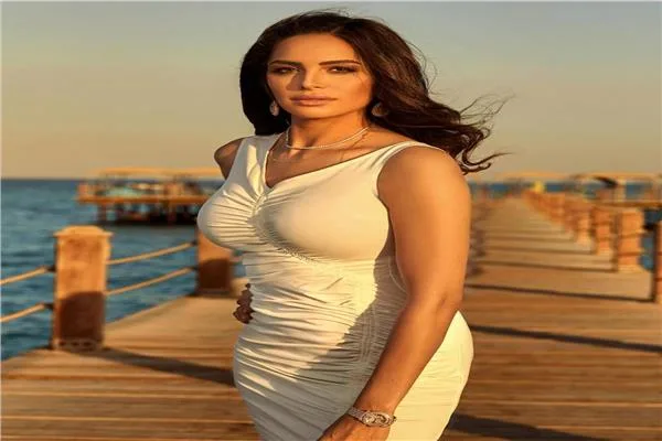 آمال ماهر بفستان زفاف تثير التساؤلات.. هل هناك خطوبة أم مشروع جديد؟ آمال ماهر بفستان زفاف تثير التساؤلات.. هل هناك خطوبة أم مشروع جديد؟