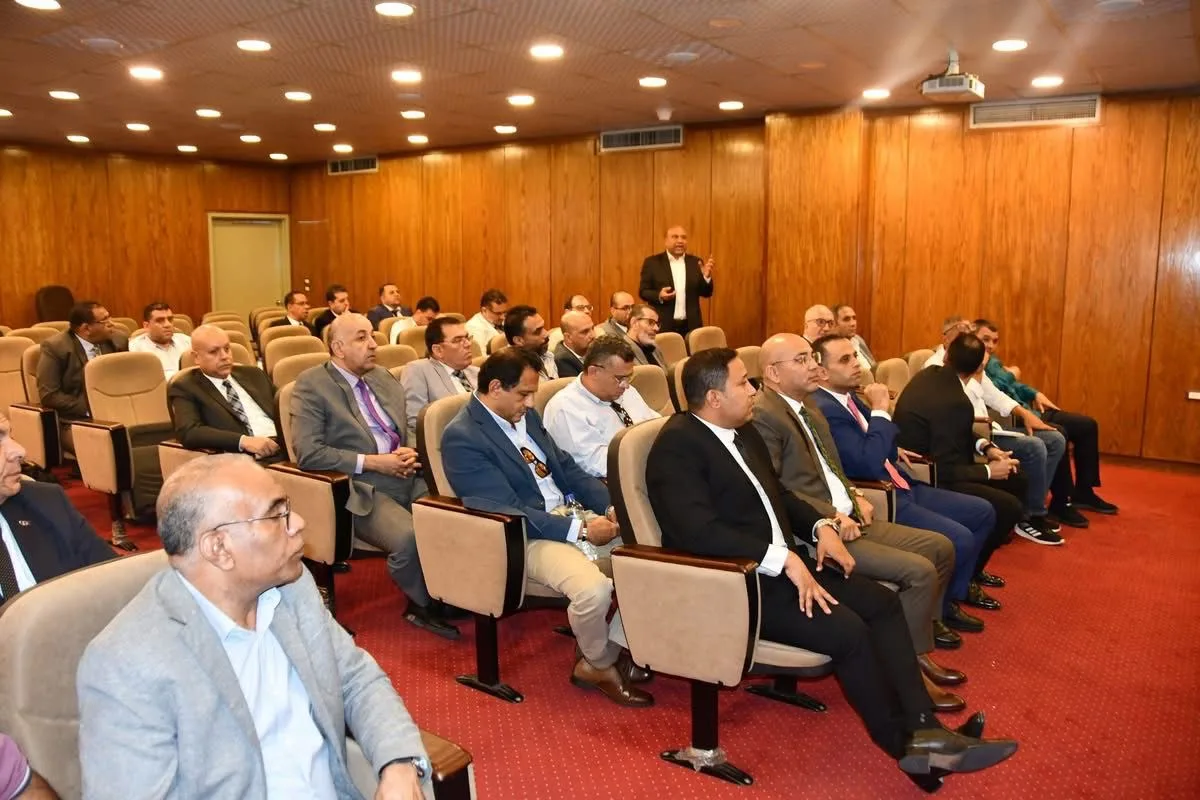 هيئة البترول والشركات التسويقية تناقش معايير السلامة وإدارة المنتجات