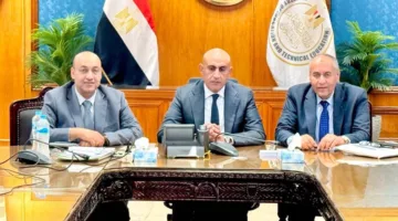 الوزير التعليم يطلب تعزيز مراقبة كاميرات المراقبة وتنظيم توزيع كتيبات المفاهيم تحضيرًا لامتحانات الخميس المقبل.