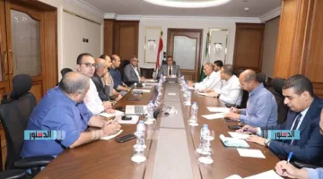 محافظ الجيزة: جاهزون لتنفيذ نظام ذكي شامل لإدارة ونقل نفايات البناء