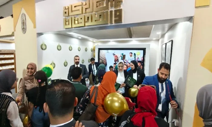 إقبال كبير على جناح الأزهر في اليوم الثاني من معرض الإسكندرية الدولي للكتاب إقبال كبير على جناح الأزهر في اليوم الثاني من معرض الإسكندرية الدولي للكتاب