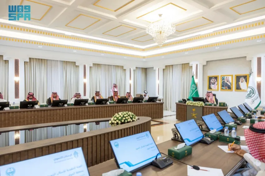 أمير الجوف يترأس الاجتماع الحادي والثلاثين للجنة التنفيذية للإسكان التنموي في المنطقة أمير الجوف يترأس الاجتماع الحادي والثلاثين للجنة التنفيذية للإسكان التنموي في المنطقة