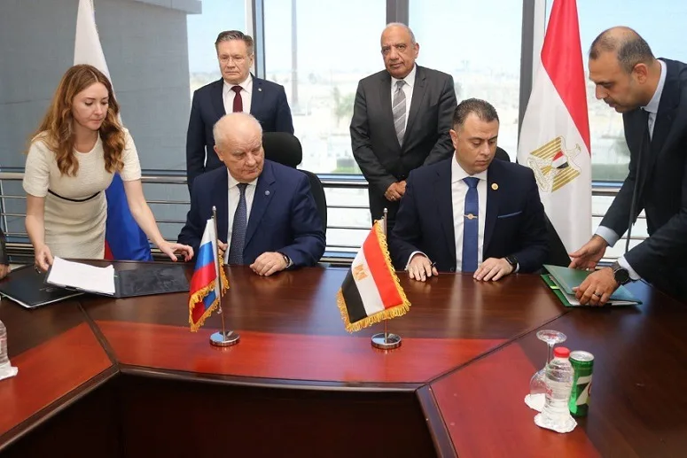 مصر وروسيا تبرمان اتفاقاً إضافياً لتأسيس وتشغيل محطة الضبعة النووية. مصر وروسيا تبرمان اتفاقاً إضافياً لتأسيس وتشغيل محطة الضبعة النووية.