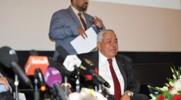 “لمحات من تاريخ الأردن”: “تجمع نخبوي رائع” و”الأروابدة” يتحدث عن كتابه الجديد: “أجندات خفية وأهداف مشبوهة وإعلام موجه” وراء “تشويه تاريخ المملكة”… مركز التوثيق الملكي يسجل “9 ملايين وثيقة”.