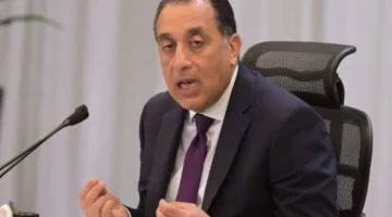 رئيس الوزراء يترأس اجتماع الحكومة الأسبوعي غدًا يليه مؤتمر صحفي.
