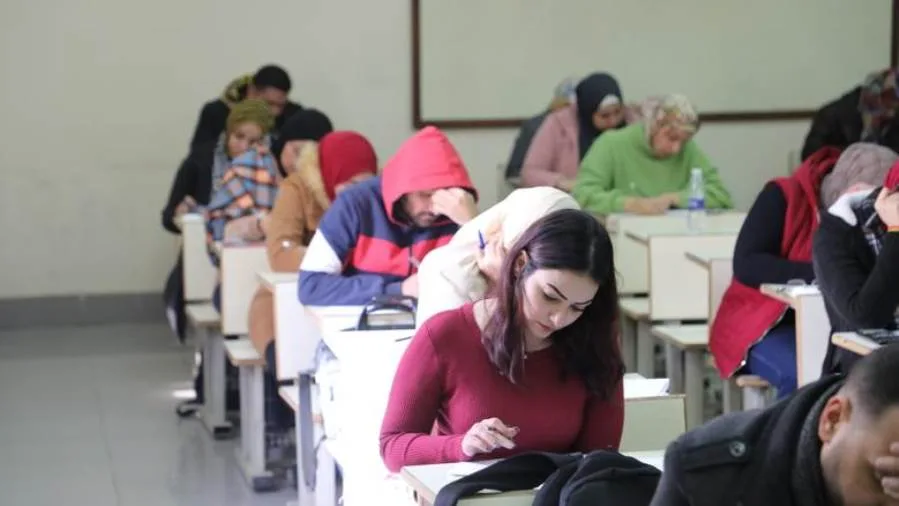 30 ألف طالب وطالبة يشاركون في اختبارات التعليم المدمج بجامعة القاهرة 30 ألف طالب وطالبة يشاركون في اختبارات التعليم المدمج بجامعة القاهرة