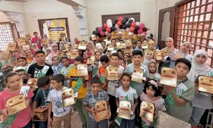 «أوقاف المنوفية» تكرم 100 طفل من حفظة القرآن الكريم بجوائز ومكافآت مالية «أوقاف المنوفية» تكرم 100 طفل من حفظة القرآن الكريم بجوائز ومكافآت مالية