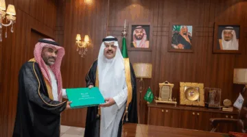 أمير حائل يستعرض التقرير الكامل لنتائج عمل الإدارة العامة للتعليم في المنطقة