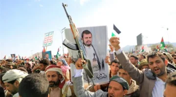 مسؤولون إسرائيليون: جميع المحاولات لإضعاف الحوثيين لم تُجْدِ نفعًا في وقف نشاطاتهم ضدنا.