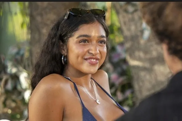سييرا أورتيجا تترك فيلا «Love Island USA» بسبب تعرضها لمحتوى عنصري متكرر