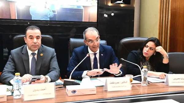 نائب وزير الاتصالات: سوق البورصة يستأنف نشاطه غداً والخدمات الرقمية عادت بالكامل في غضون 24 ساعة نائب وزير الاتصالات: سوق البورصة يستأنف نشاطه غداً والخدمات الرقمية عادت بالكامل في غضون 24 ساعة