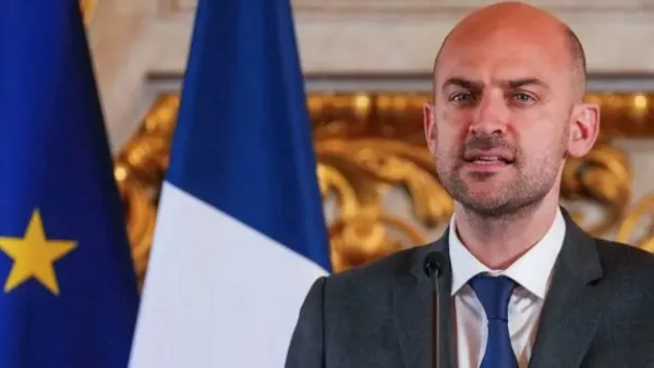 وزير الخارجية الفرنسي: سنطبق عقوبات صارمة ضد روسيا وزير الخارجية الفرنسي: سنطبق عقوبات صارمة ضد روسيا