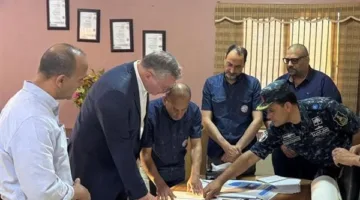 بعد حادث السفينة البحرية.. وزير البترول يتفقد مركز العمليات لشركة “أوسوكو” في جبل الزيت بخليج السويس