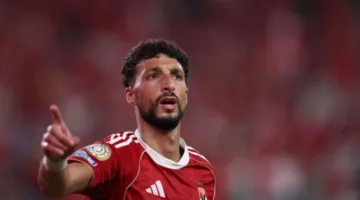 مدحت شلبي يعلن عن خبر مفاجئ يتعلق بجلسة وسام أبو علي مع إدارة الأهلي.