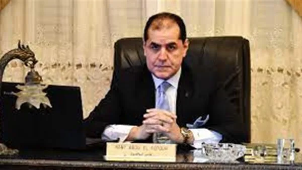 خبير مصرفي: تشريع البنك المركزي يمنع التعامل بالعملات الرقمية في مصر