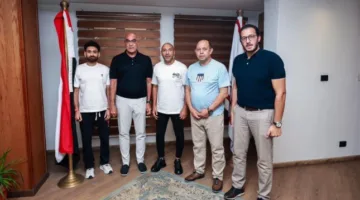 في مقدمتهم أيمن عبد العزيز: الزمالك يكرم الجهاز الفني والطبي السابق بعد مغادرتهم النادي الأبيض «صور»