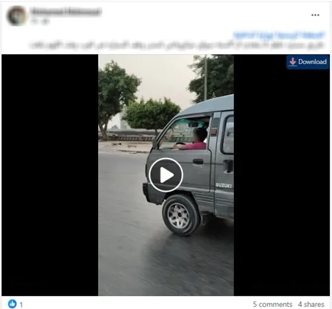 طفل يقود ميكروباص والشرطة تتدخل. طفل يقود ميكروباص والشرطة تتدخل.