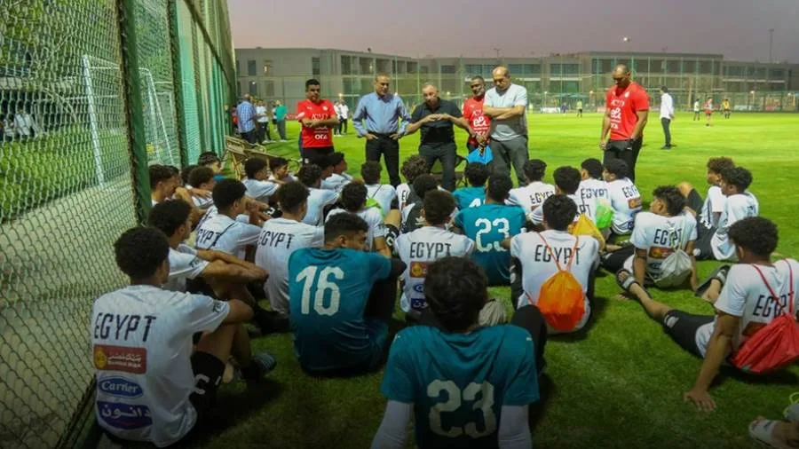 الخطيب يدعم منتخب مصر للشباب قبل بدء كأس العالم تحت 17 سنة الخطيب يدعم منتخب مصر للشباب قبل بدء كأس العالم تحت 17 سنة