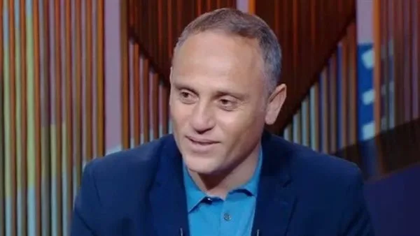 أسامة حسني: الأهلي بحاجة إلى تعاقدات جديدة قبل انطلاق الموسم أسامة حسني: الأهلي بحاجة إلى تعاقدات جديدة قبل انطلاق الموسم