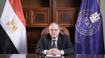 رئيس هيئة الدواء يناقش مع “القابضة للأدوية” سُبل تعزيز الصناعة المحلية