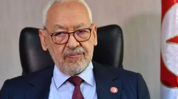 محكمة في تونس تصدر حكماً بالسجن 14 عاماً على راشد الغنوشي بتهمة التآمر.
