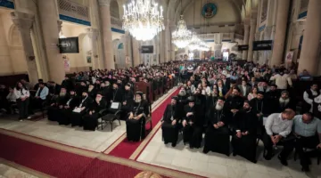البابا تواضروس يجتمع مع الطلاب وأعضاء هيئة التدريس في الكلية الإكليريكية بالإسكندرية