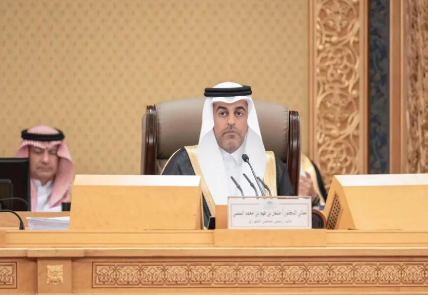 الشورى يطلب من وزارة التعليم اتخاذ خطوات جديدة تعزز الانطباع الإيجابي عن مهنة التعليم.
