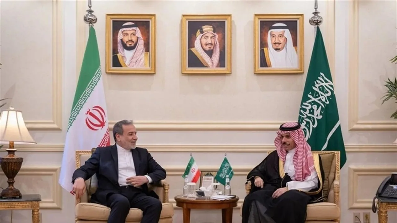السعودية وإيران يتناولان أحدث مستجدات الأوضاع في المنطقة السعودية وإيران يتناولان أحدث مستجدات الأوضاع في المنطقة
