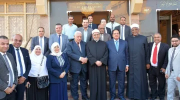 أبو العينين يثني على جهود الإمام الأكبر في التصدي للفكر المتطرف وتعزيز قيم التسامح والاعتدال.