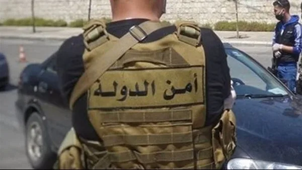مكتب يتبع لأمن الدولة يعتقل سوريًا بحوزته جهاز اتصال لاسلكي وشريحتين دوليتين! مكتب يتبع لأمن الدولة يعتقل سوريًا بحوزته جهاز اتصال لاسلكي وشريحتين دوليتين!
