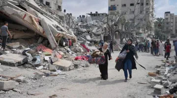 استشهاد العشرات من الفلسطينيين جراء القصف الإسرائيلي