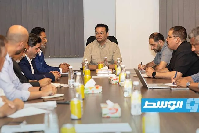 بلقاسم حفتر يطالب بزيادة سرعة أعمال صيانة محطة الكهرباء في شمال بنغازي بلقاسم حفتر يطالب بزيادة سرعة أعمال صيانة محطة الكهرباء في شمال بنغازي