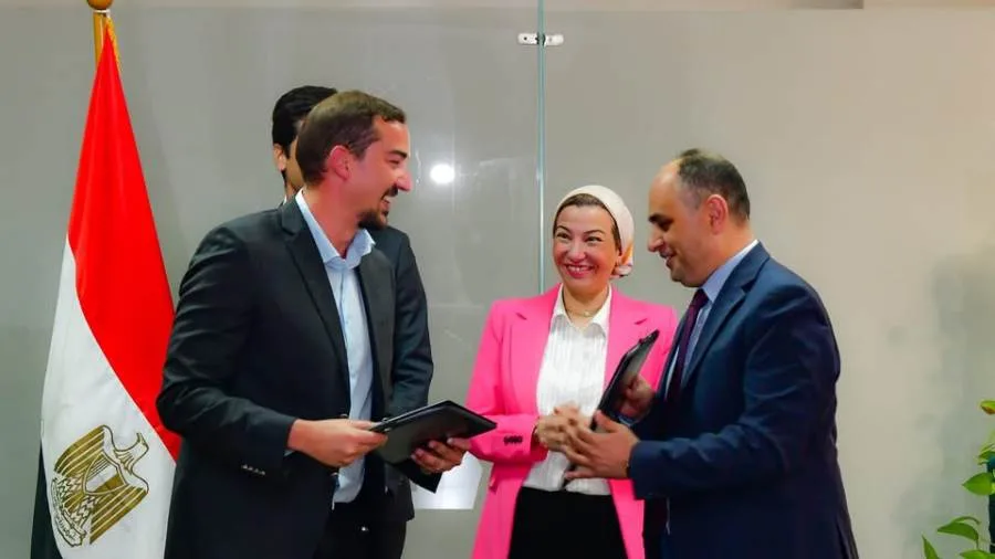 وزيرة البيئة تشارك في توقيع اتفاقية تعاون بين جهاز شئون البيئة ومؤسسة الحفاظ على البيئة البحرية