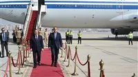 مدبولي يستقبل رئيس مجلس الدولة الصيني في مطار القاهرة مدبولي يستقبل رئيس مجلس الدولة الصيني في مطار القاهرة