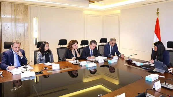 المشاط: شراكة مُعزَّزة مع البنك الأوروبي لتعزيز تحول الصناعة المصرية نحو الاقتصاد المستدام