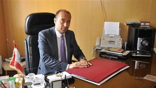 القنصل الحاج علي عجمي يستقبل الإخوة والأخوات المغتربين، ويعلن عن بدء مشروعه الجديد (قمر رزيدانس) في بلدة العباسية الصامدة. القنصل الحاج علي عجمي يستقبل الإخوة والأخوات المغتربين، ويعلن عن بدء مشروعه الجديد (قمر رزيدانس) في بلدة العباسية الصامدة.