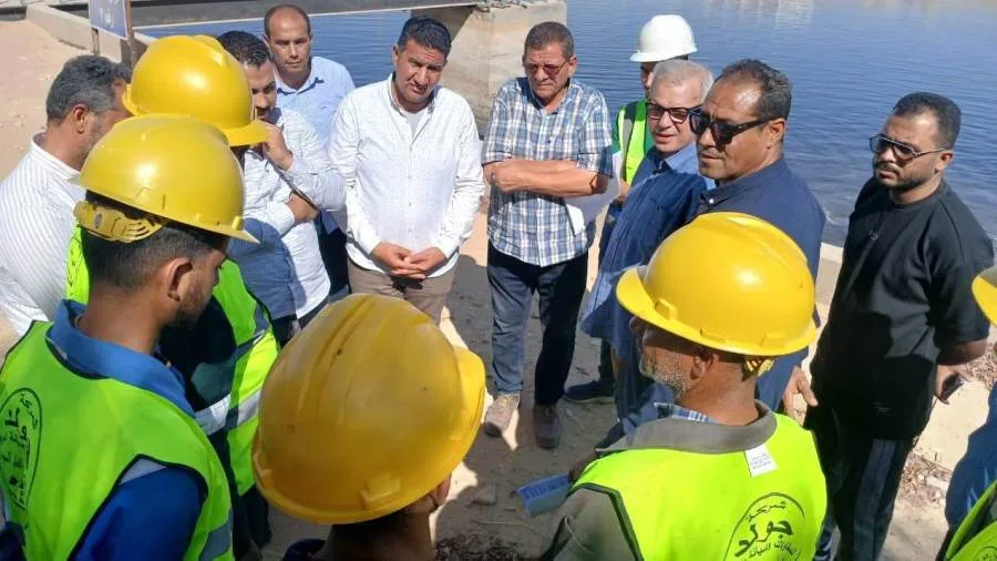 مسؤولو “الإسكان” يزورون محطات معالجة مياه الصرف والطرق في مدينة بني سويف الجديدة. مسؤولو “الإسكان” يزورون محطات معالجة مياه الصرف والطرق في مدينة بني سويف الجديدة.