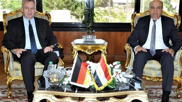 وزير الطيران: نركز على تعزيز التعاون مع القطاع الخاص والاستفادة من التجارب الدولية. وزير الطيران: نركز على تعزيز التعاون مع القطاع الخاص والاستفادة من التجارب الدولية.