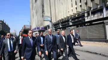 عاجل.. رئيس الوزراء يؤكد استئناف خدمات الإنترنت خلال زيارته لسنترال رمسيس ويعبّر عن شكره للدفاع المدني.