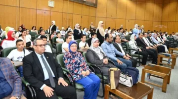 رئيس جامعة أسيوط يطلق المرحلة المجمعة لفعاليات جامعة الطفل