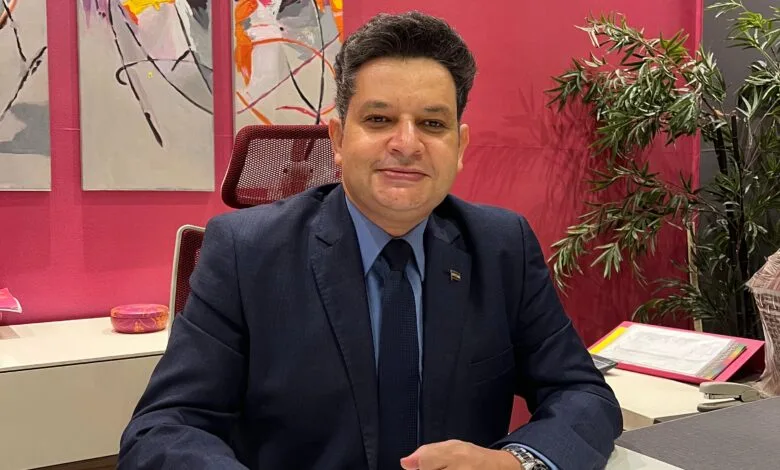 بعد استئناف البورصة.. خبير يقترح استخدام الأقمار الصناعية في المعاملات المالية لضمان الاستمرار أثناء الأزمات.