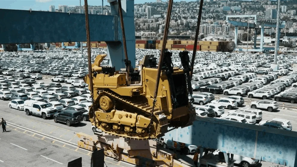دفعة من الأسلحة العسكرية من الولايات المتحدة إلى إسرائيل! دفعة من الأسلحة العسكرية من الولايات المتحدة إلى إسرائيل!