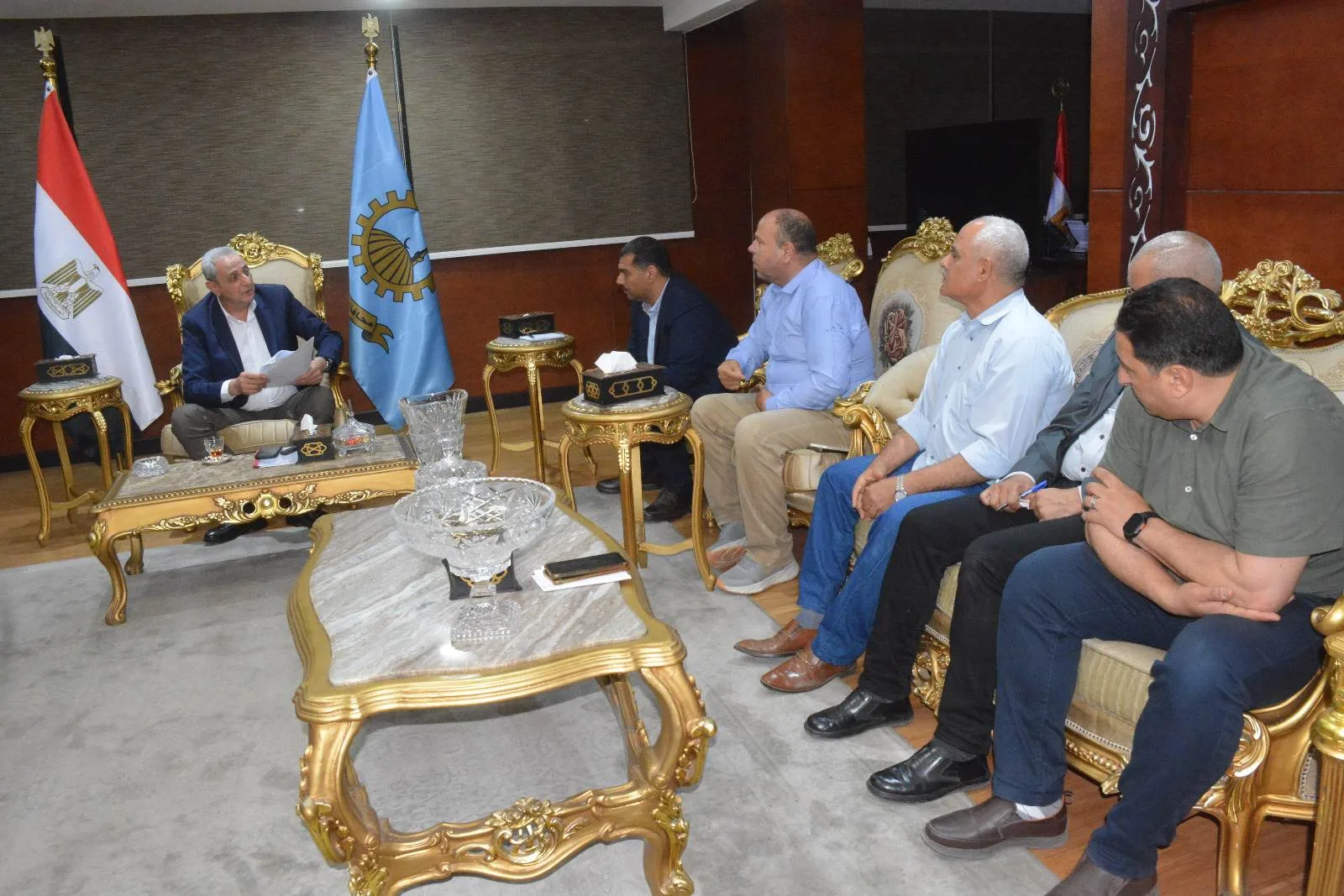 بالصور.. محافظ الغربية يأمر بتسهيل سير المشاريع وتحسين الخدمات بالصور.. محافظ الغربية يأمر بتسهيل سير المشاريع وتحسين الخدمات