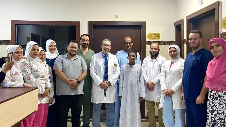 إنقاذ طفل مصاب بمتلازمة “تحلل البشرة السميّ” النادرة في مستشفى حورس التخصصي بالأقصر التابعة لهيئة الرعاية الصحية إنقاذ طفل مصاب بمتلازمة “تحلل البشرة السميّ” النادرة في مستشفى حورس التخصصي بالأقصر التابعة لهيئة الرعاية الصحية